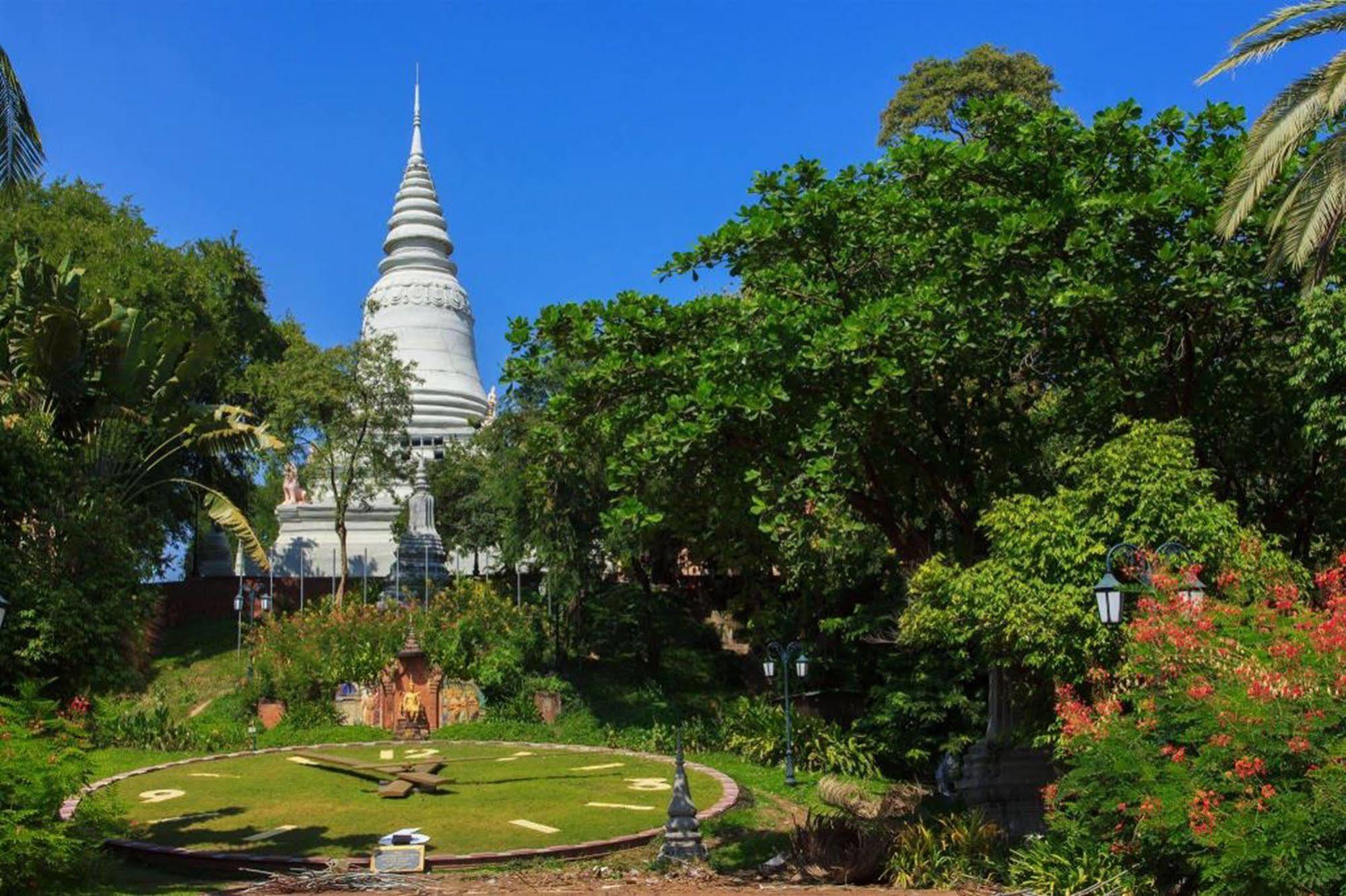 Sovanphum Guesthouse And Restaurant Phnom Penh Dış mekan fotoğraf