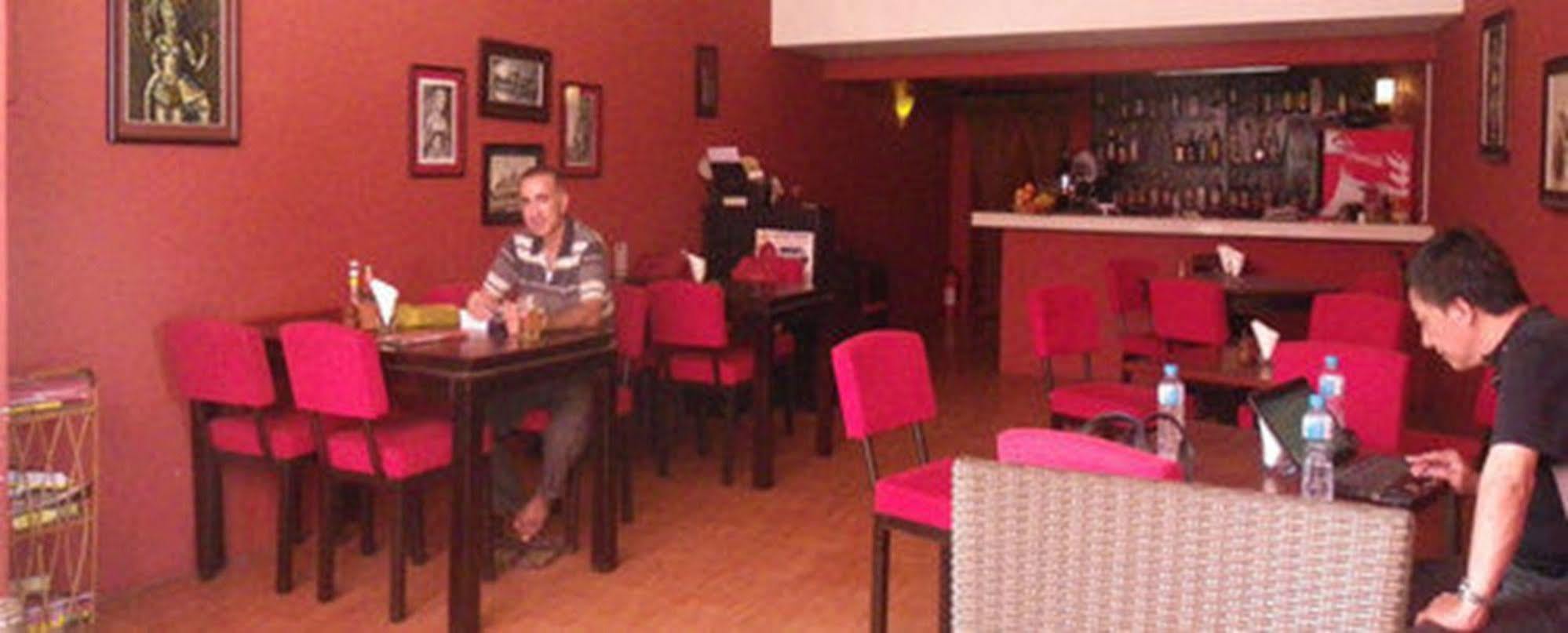 Sovanphum Guesthouse And Restaurant Phnom Penh Dış mekan fotoğraf