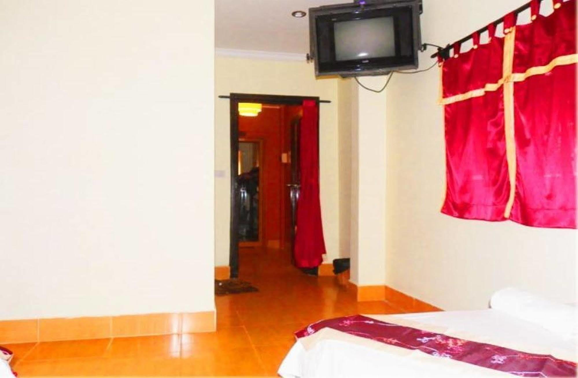 Sovanphum Guesthouse And Restaurant Phnom Penh Dış mekan fotoğraf