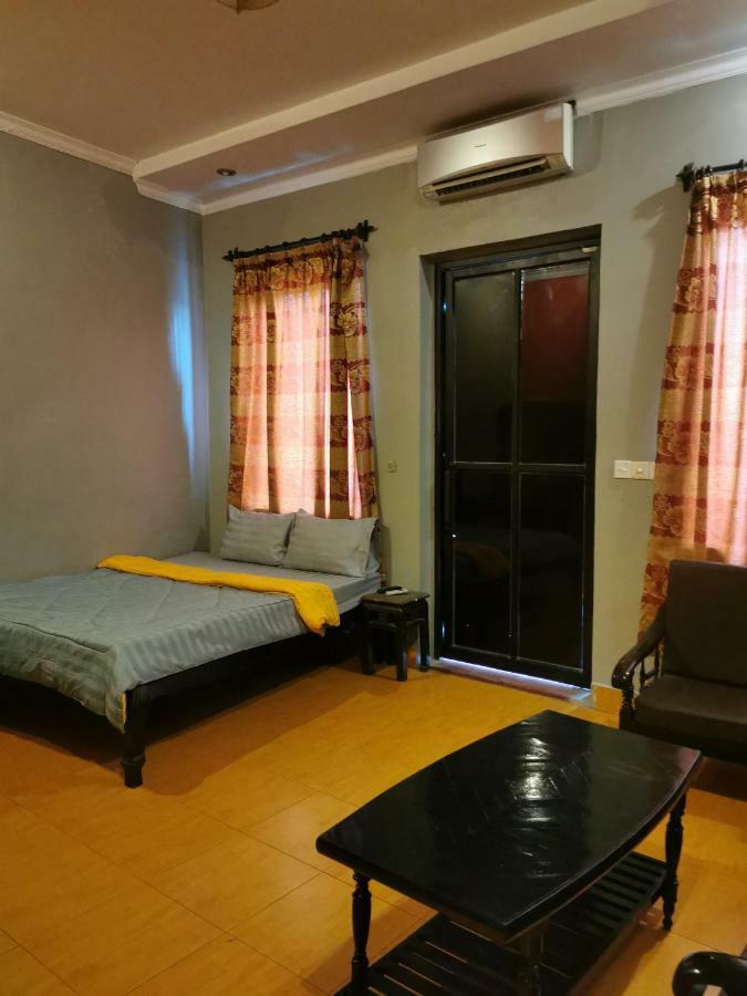 Sovanphum Guesthouse And Restaurant Phnom Penh Dış mekan fotoğraf